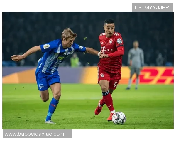 帕德博恩与汉堡激战正酣谁能在德乙赛场上笑到最后